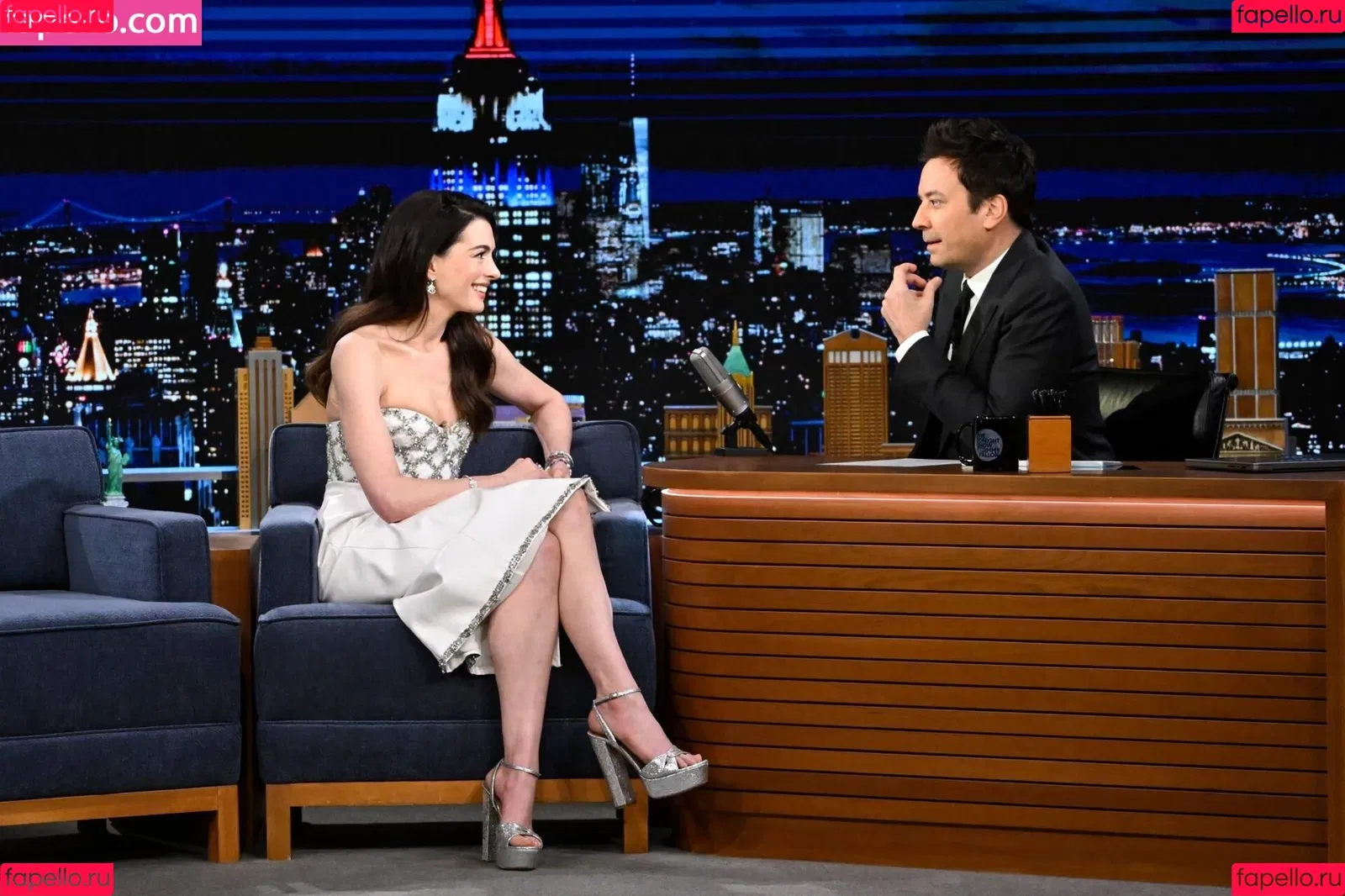 Anne Hathaway / ahathawaynews / annehathaway / heatherannie Onlyfans Photo Gallery 