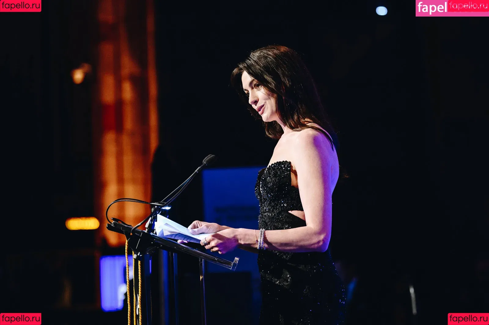 Anne Hathaway / ahathawaynews / annehathaway / heatherannie Onlyfans Photo Gallery 