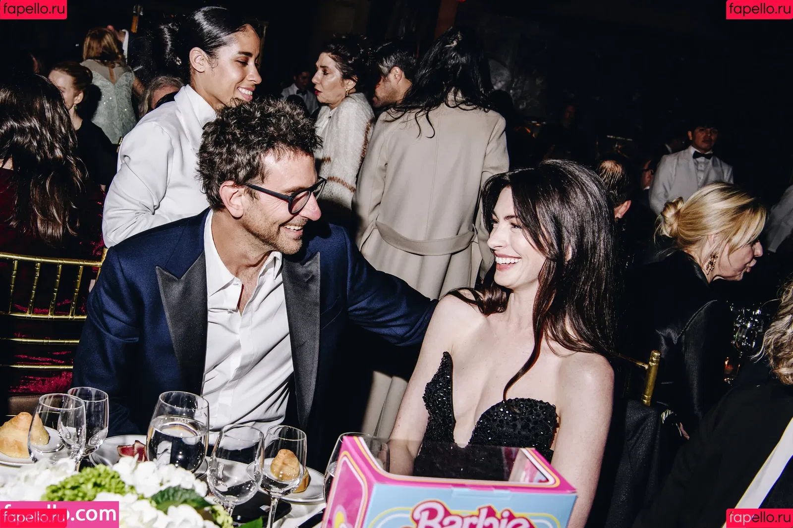 Anne Hathaway / ahathawaynews / annehathaway / heatherannie Onlyfans Photo Gallery 
