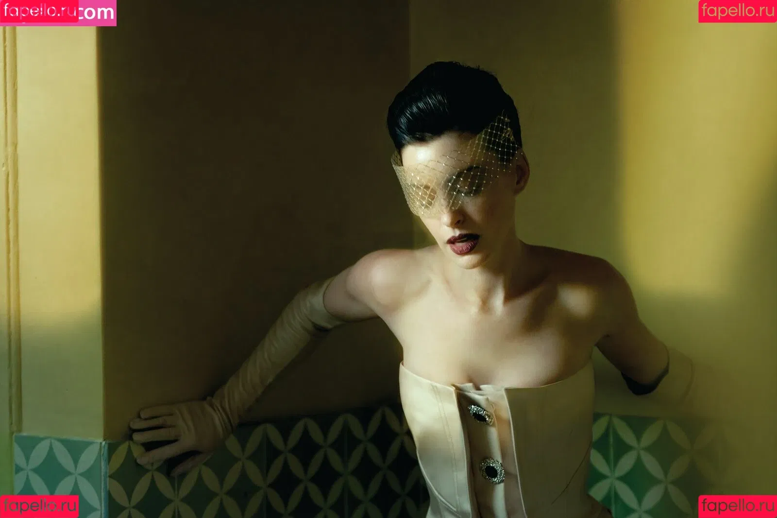 Anne Hathaway / ahathawaynews / annehathaway / heatherannie Onlyfans Photo Gallery 