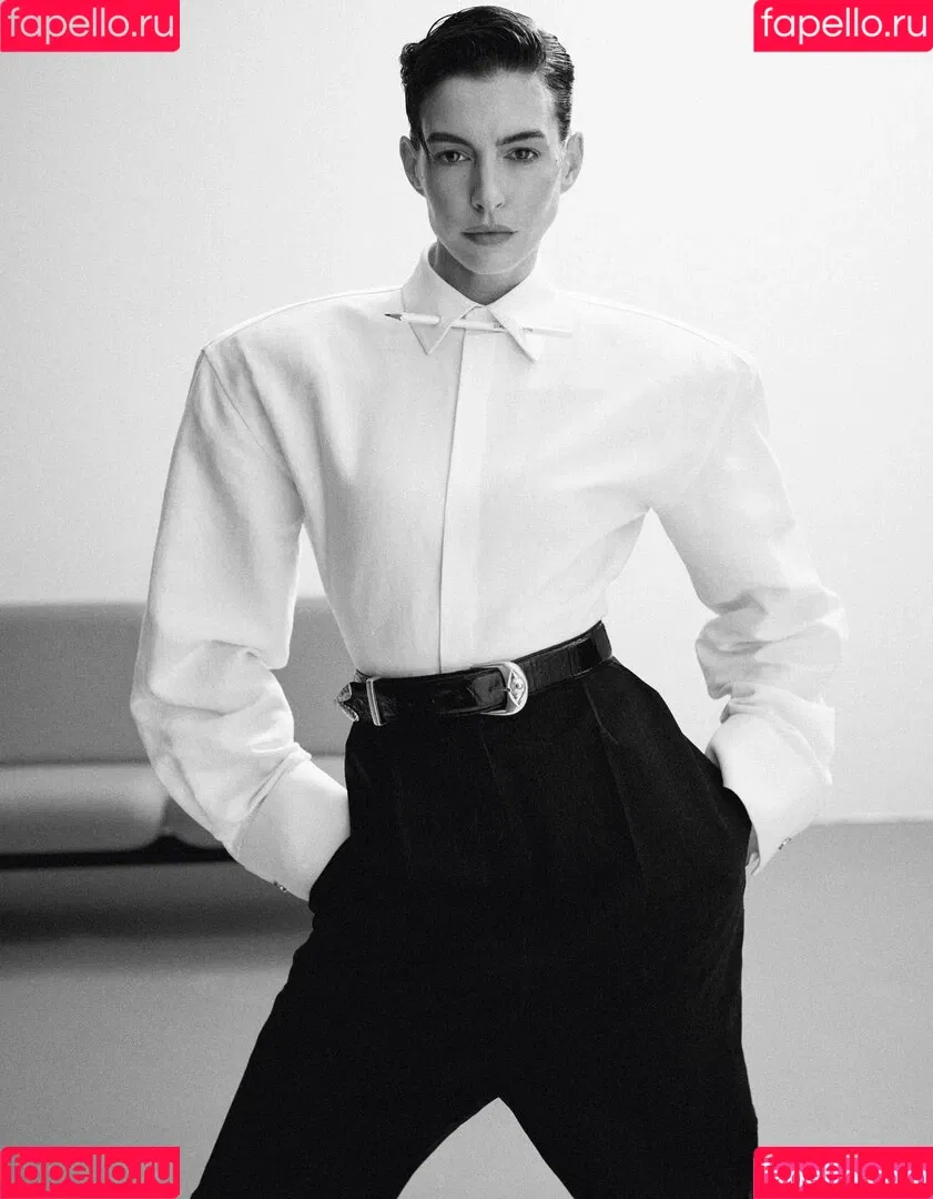Anne Hathaway / ahathawaynews / annehathaway / heatherannie Onlyfans Photo Gallery 