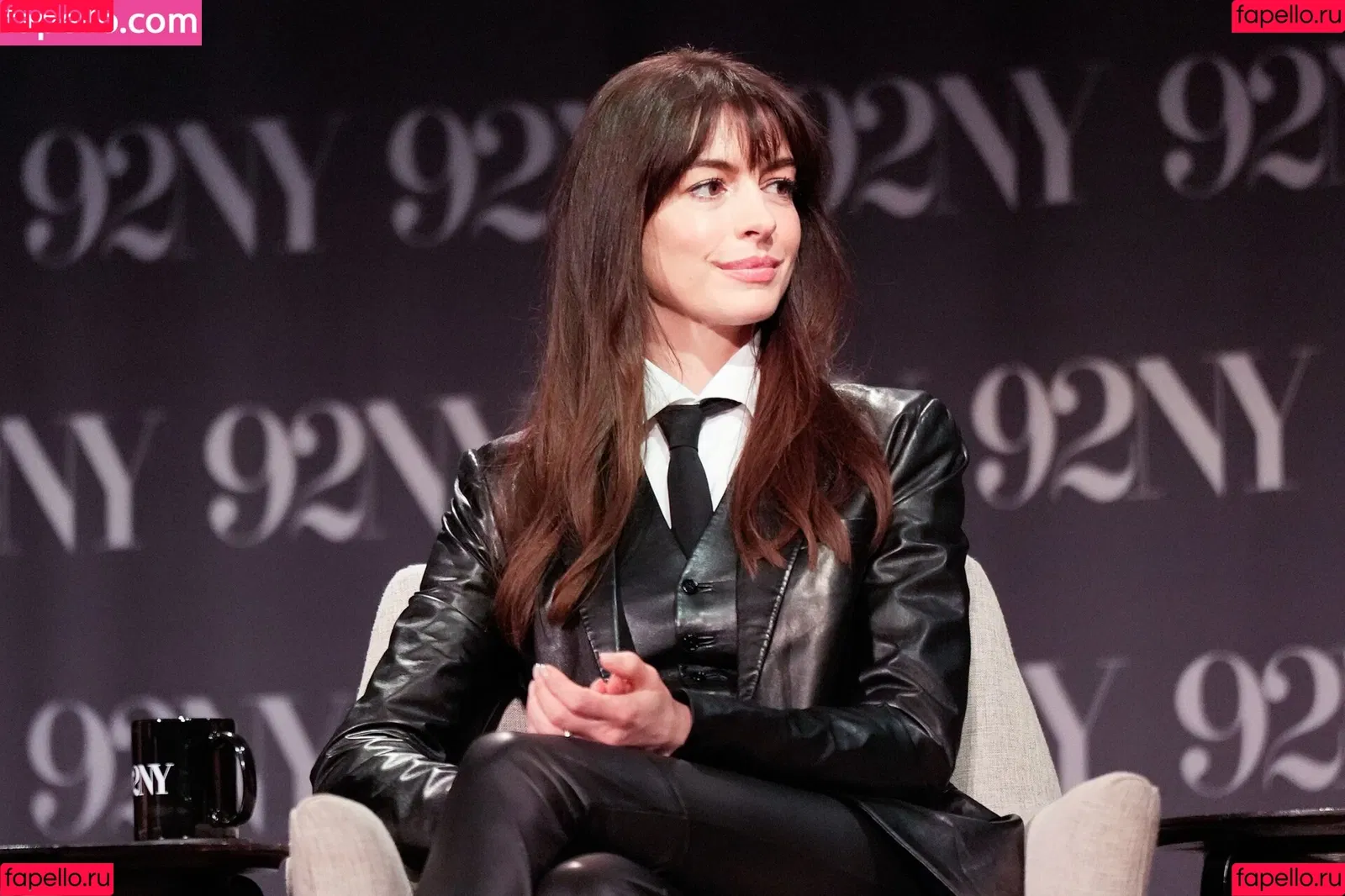 Anne Hathaway / ahathawaynews / annehathaway / heatherannie Onlyfans Photo Gallery 