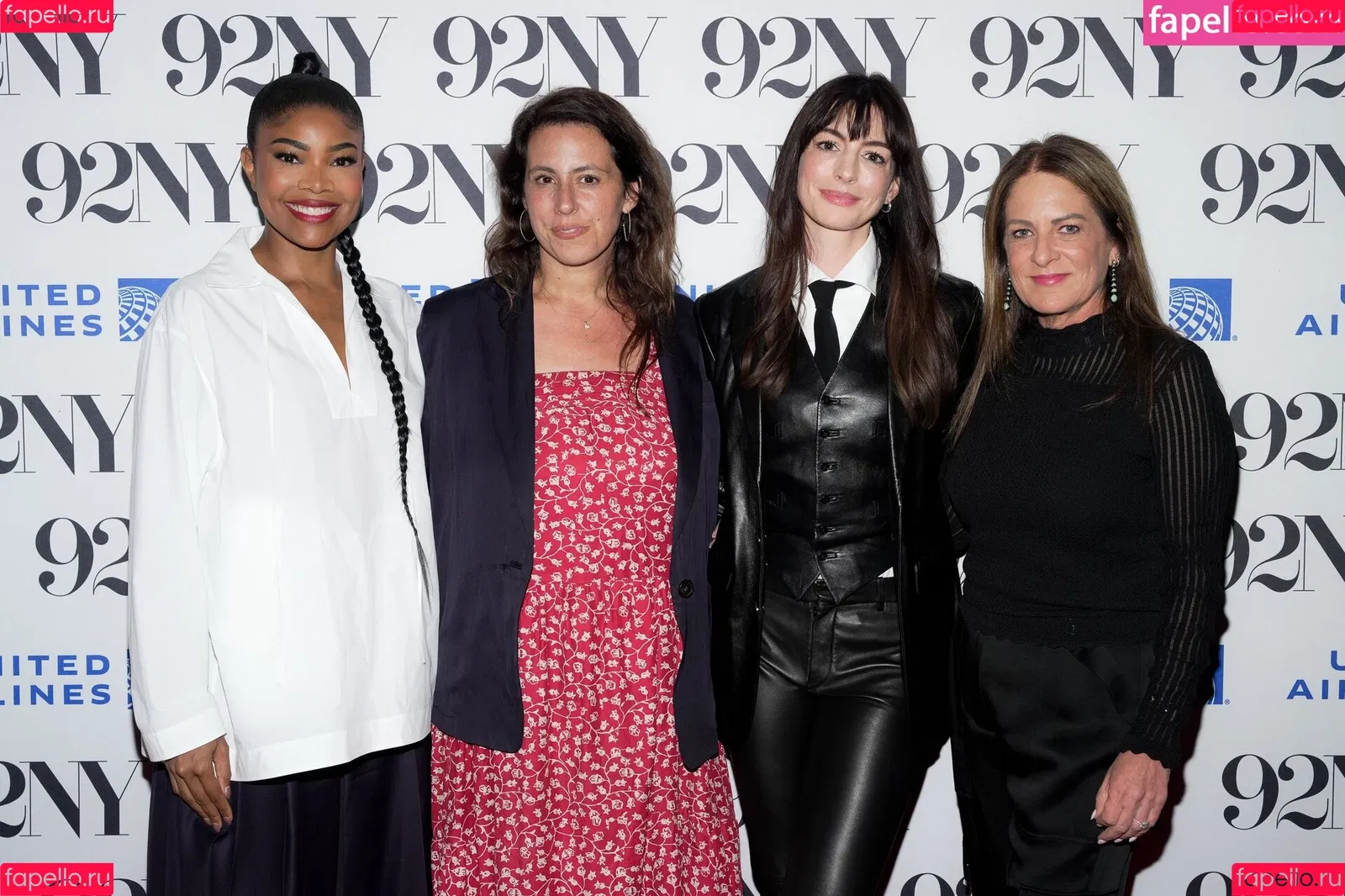 Anne Hathaway / ahathawaynews / annehathaway / heatherannie Onlyfans Photo Gallery 
