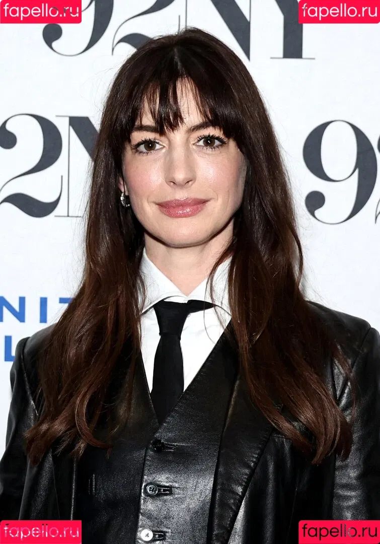 Anne Hathaway / ahathawaynews / annehathaway / heatherannie Onlyfans Photo Gallery 
