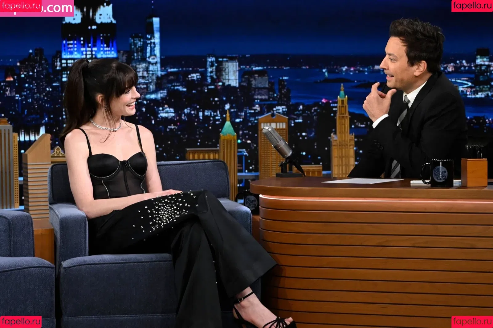 Anne Hathaway / ahathawaynews / annehathaway / heatherannie Onlyfans Photo Gallery 