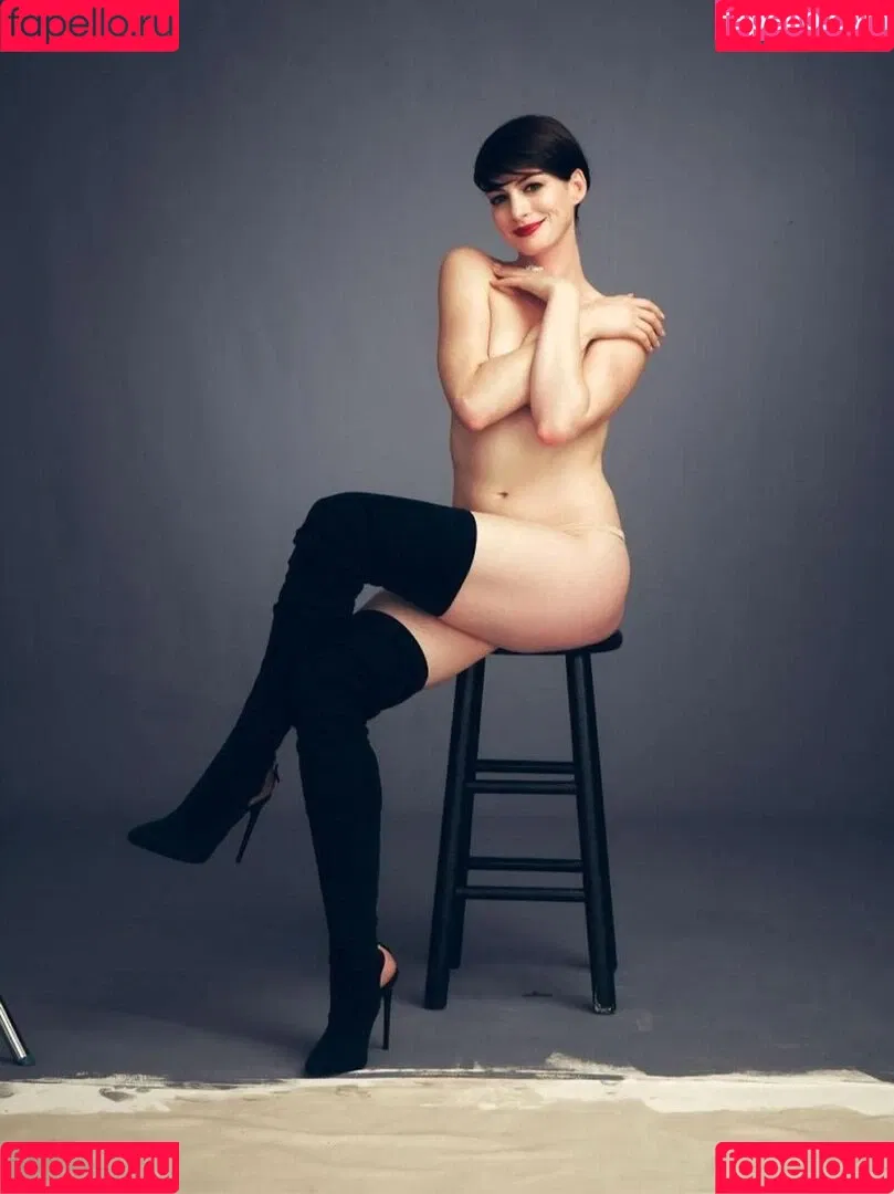 Anne Hathaway / ahathawaynews / annehathaway / heatherannie Onlyfans Photo Gallery 