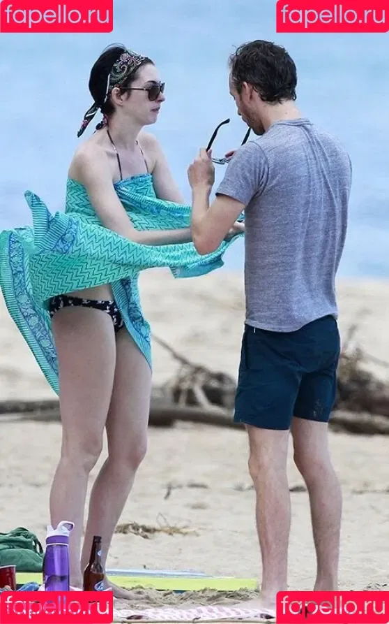 Anne Hathaway / ahathawaynews / annehathaway / heatherannie Onlyfans Photo Gallery 