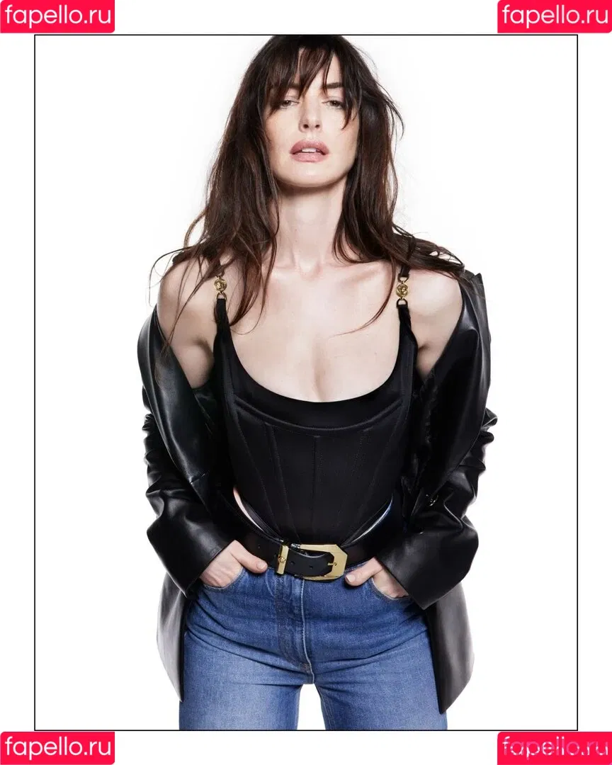 Anne Hathaway / ahathawaynews / annehathaway / heatherannie Onlyfans Photo Gallery 