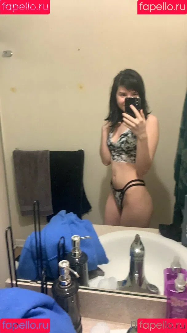 nobinova / nobinovareal Onlyfans Photo Gallery 