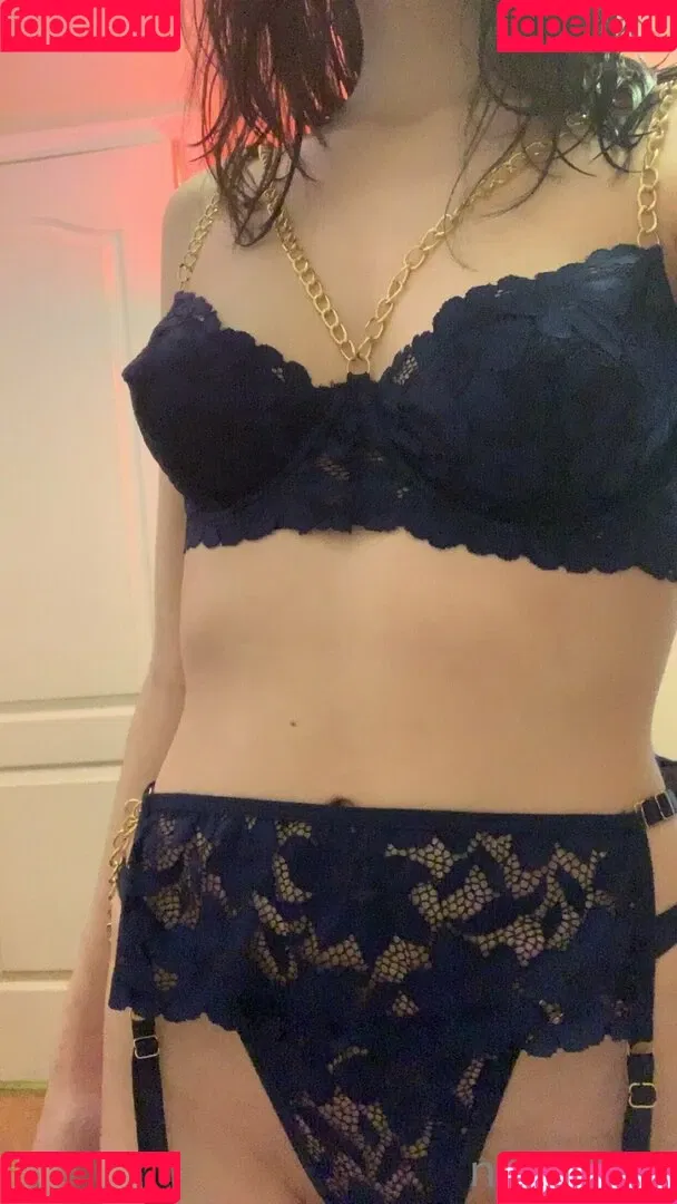 nobinova / nobinovareal Onlyfans Photo Gallery 