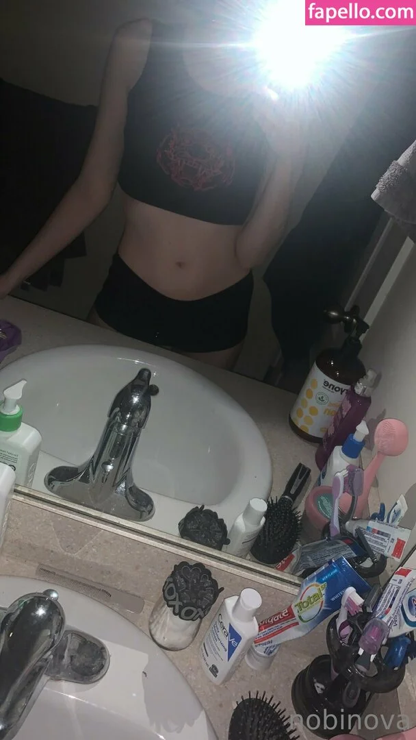 nobinova / nobinovareal Onlyfans Photo Gallery 