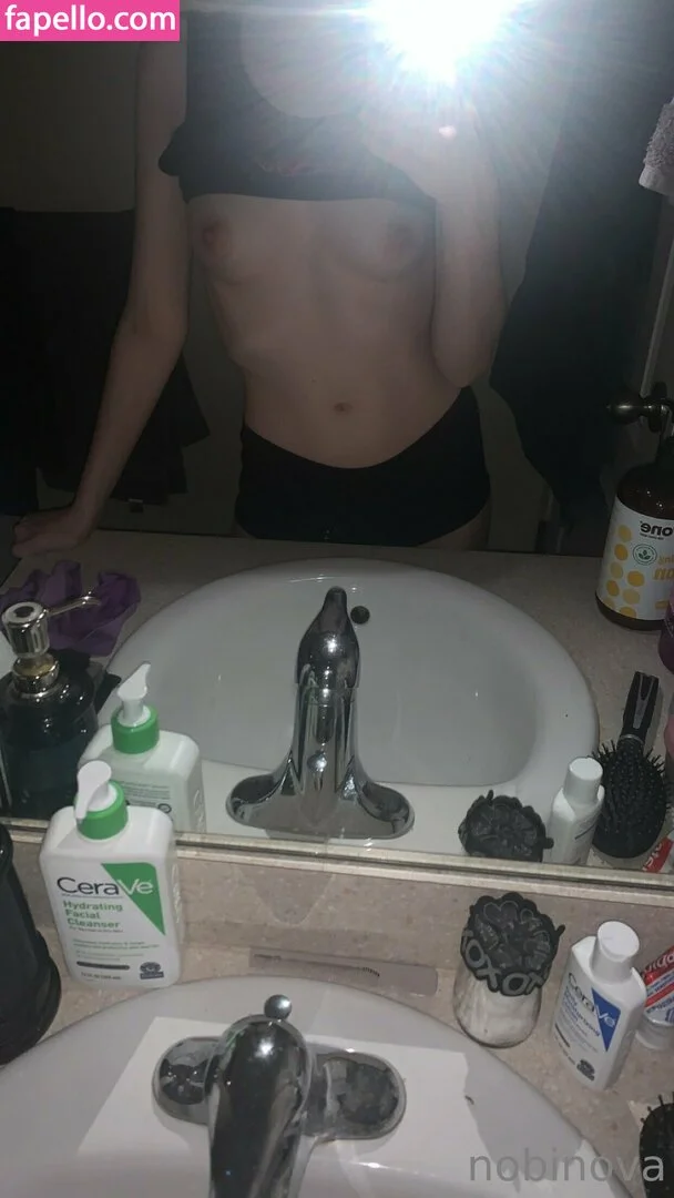 nobinova / nobinovareal Onlyfans Photo Gallery 