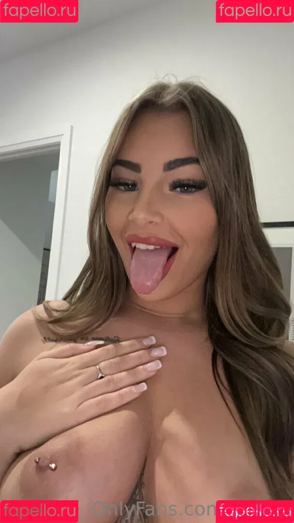 Lana James / ellej_2 / lana.p.james / xlanajamesx Onlyfans Photo Gallery 