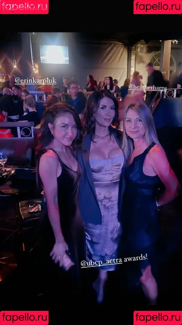 Jewel Staite / JewelStaite Onlyfans Photo Gallery 