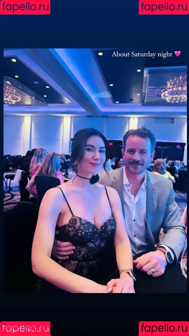 Jewel Staite / JewelStaite Onlyfans Photo Gallery 