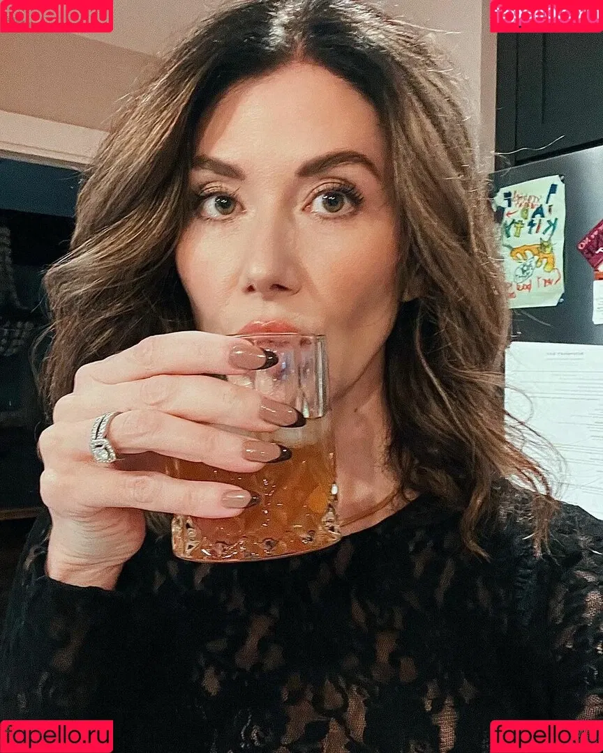 Jewel Staite / JewelStaite Onlyfans Photo Gallery 