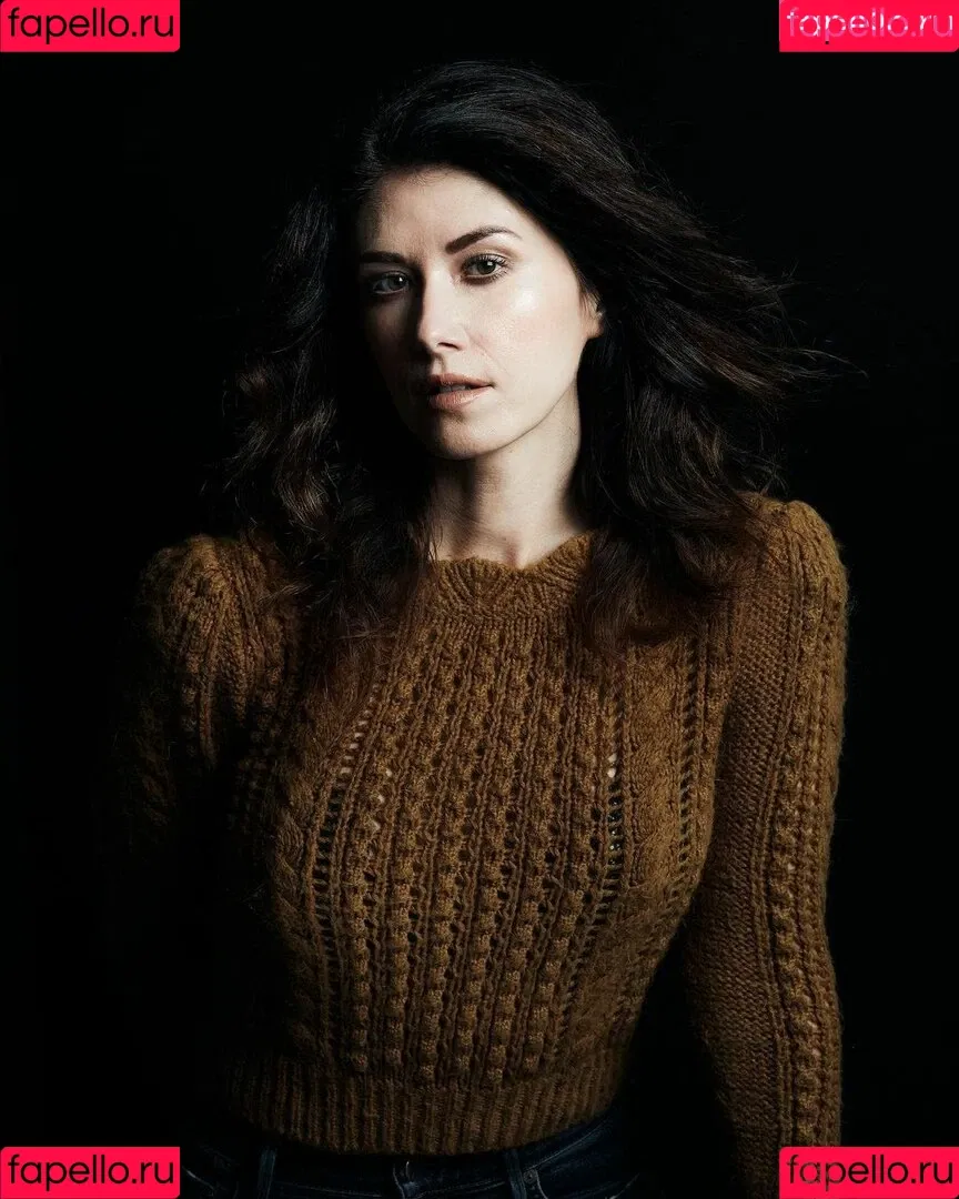 Jewel Staite / JewelStaite Onlyfans Photo Gallery 