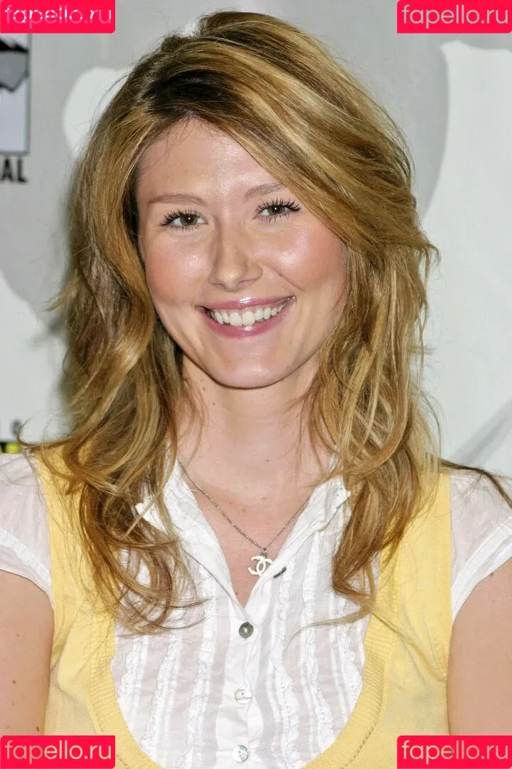 Jewel Staite / JewelStaite Onlyfans Photo Gallery 