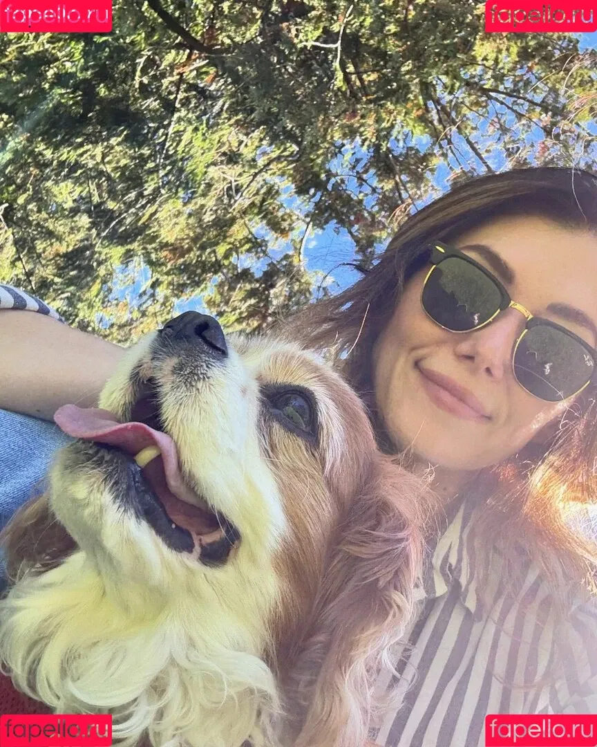 Jewel Staite / JewelStaite Onlyfans Photo Gallery 