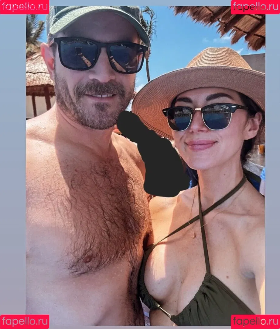 Jewel Staite / JewelStaite Onlyfans Photo Gallery 