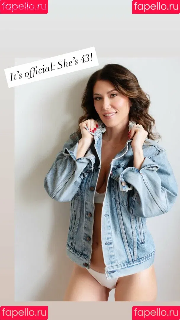 Jewel Staite / JewelStaite Onlyfans Photo Gallery 