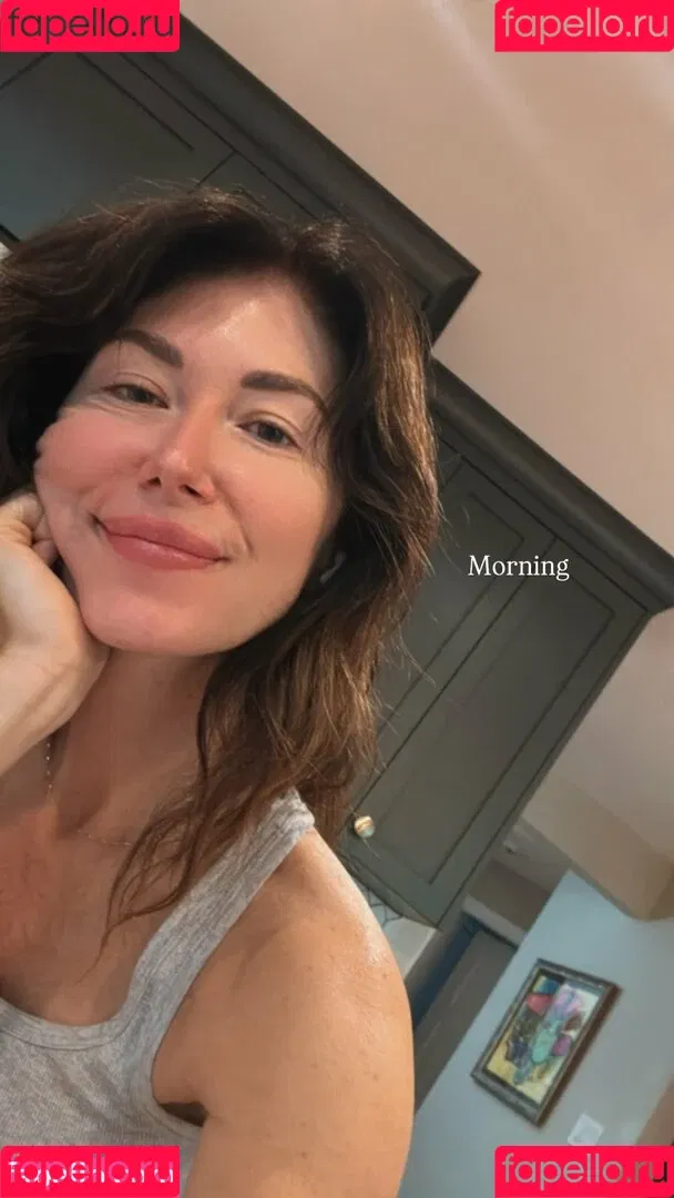Jewel Staite / JewelStaite Onlyfans Photo Gallery 
