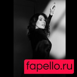 Jewel Staite Nude Onlyfans Photo 34