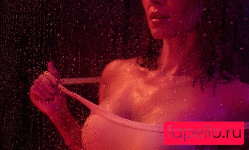 Jewel Staite Nude Onlyfans Photo 7
