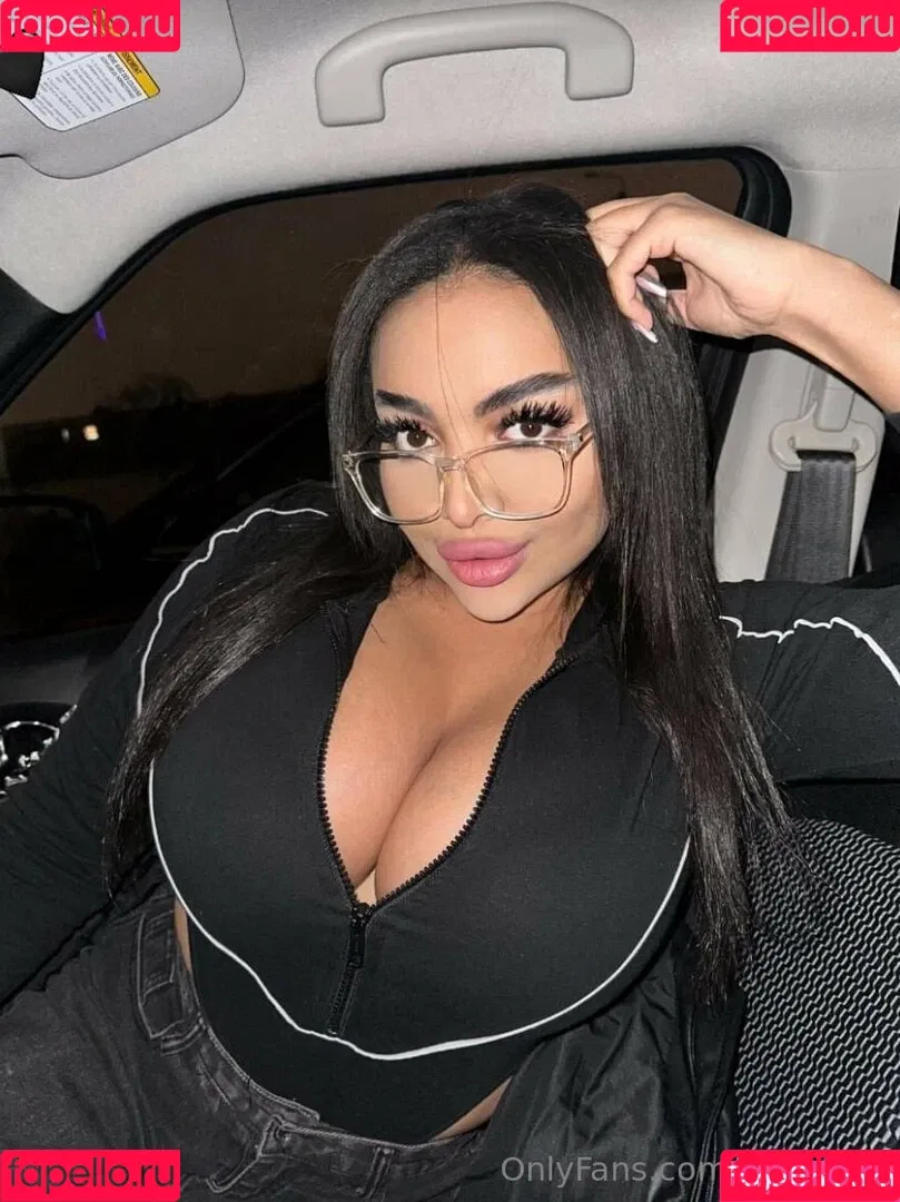 vallyk / vallypink Onlyfans Photo Gallery 