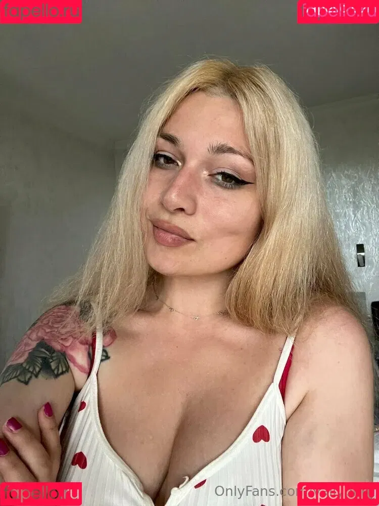 vallyk / vallypink Onlyfans Photo Gallery 