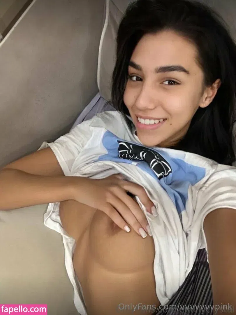 vallyk / vallypink Onlyfans Photo Gallery 