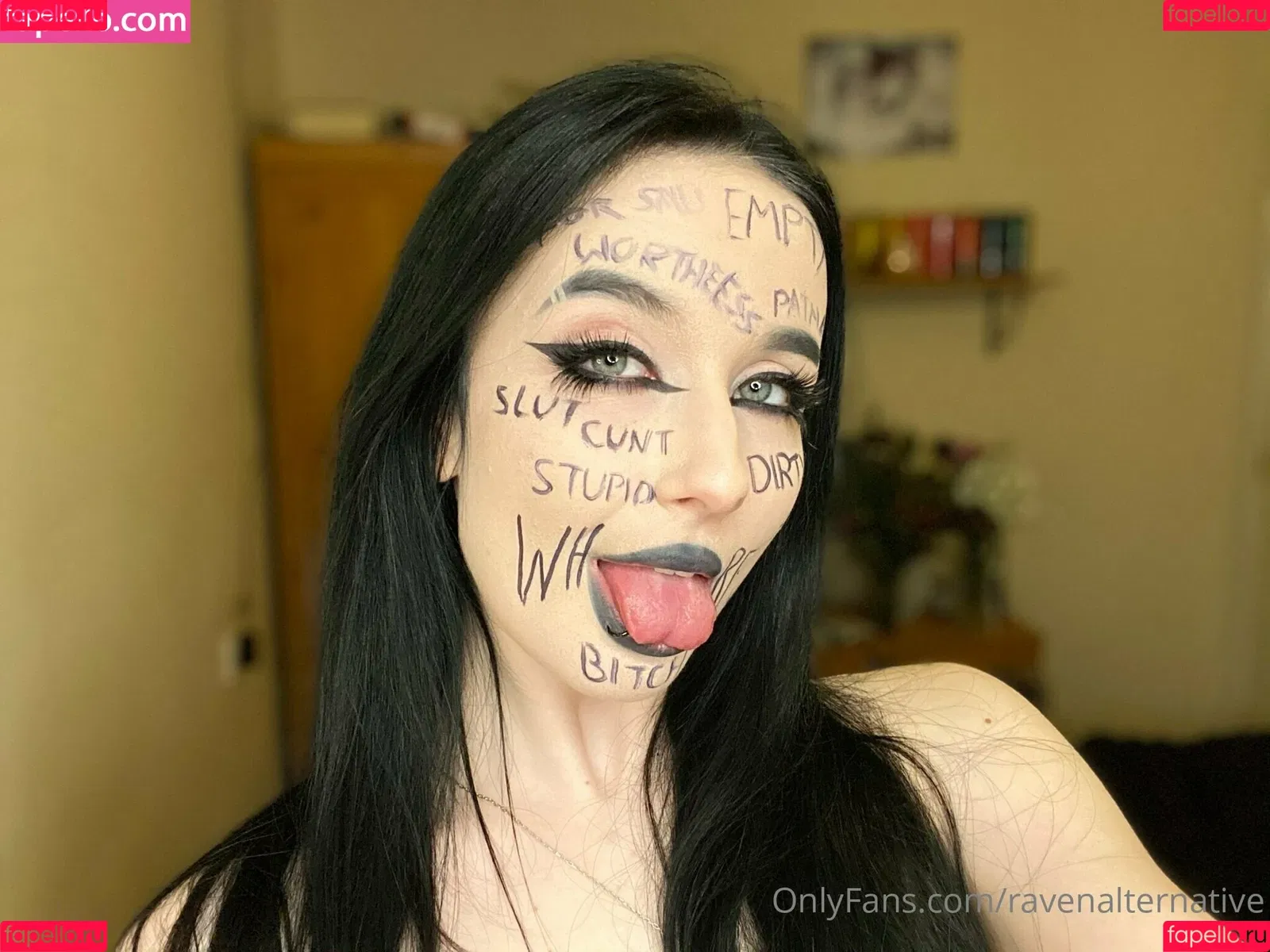 raven_alternative / ravenalternative Onlyfans Photo Gallery 