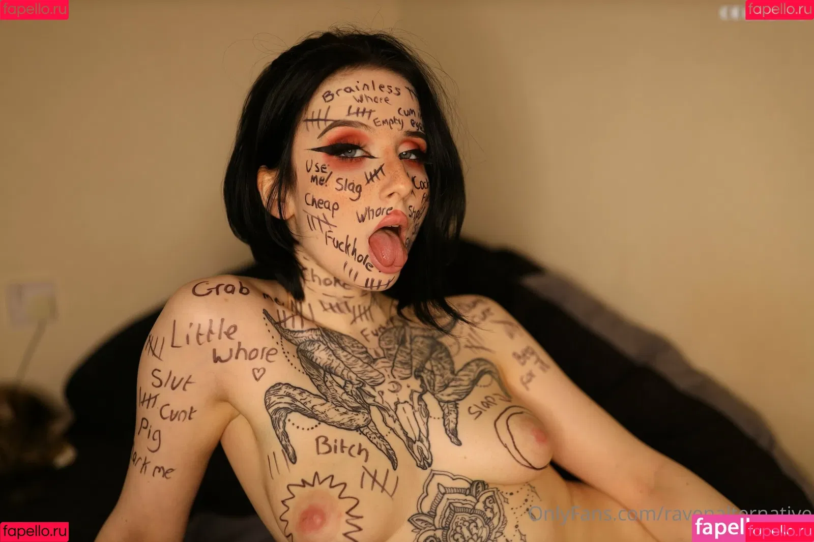 raven_alternative / ravenalternative Onlyfans Photo Gallery 