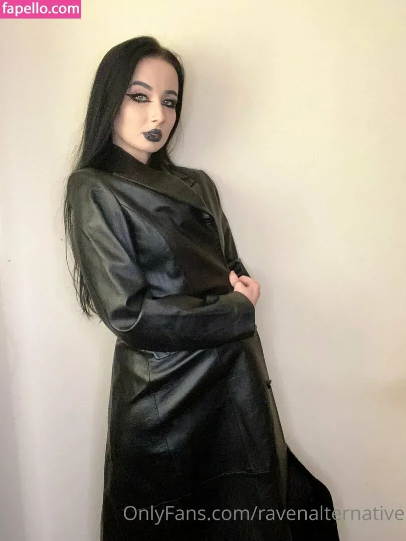 raven_alternative / ravenalternative Onlyfans Photo Gallery 