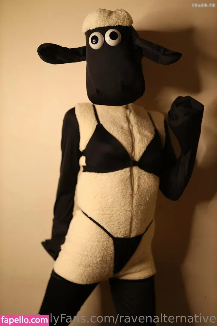 raven_alternative / ravenalternative Onlyfans Photo Gallery 