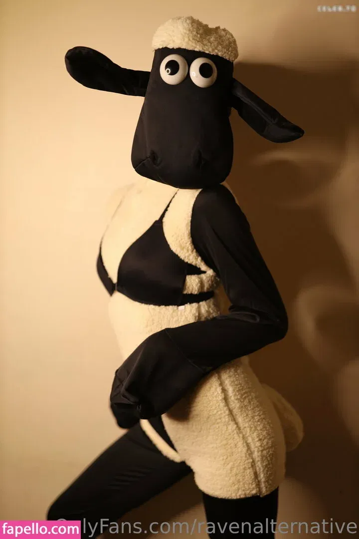 raven_alternative / ravenalternative Onlyfans Photo Gallery 