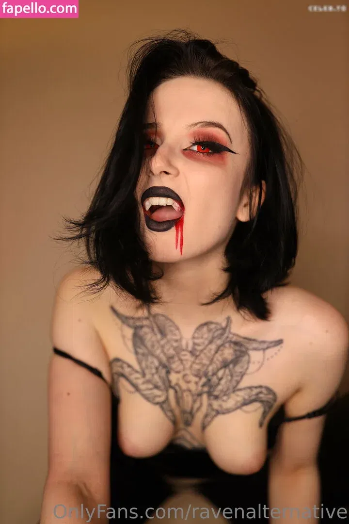 raven_alternative / ravenalternative Onlyfans Photo Gallery 