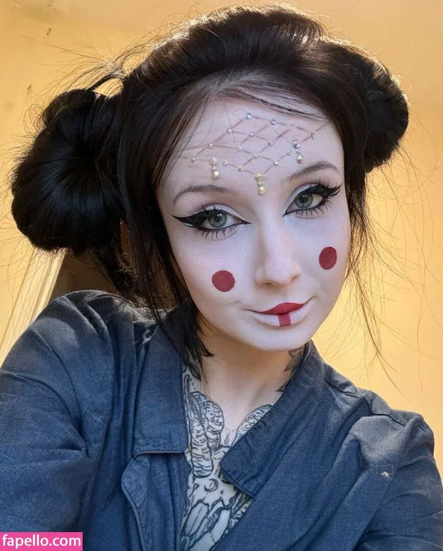 raven_alternative / ravenalternative Onlyfans Photo Gallery 