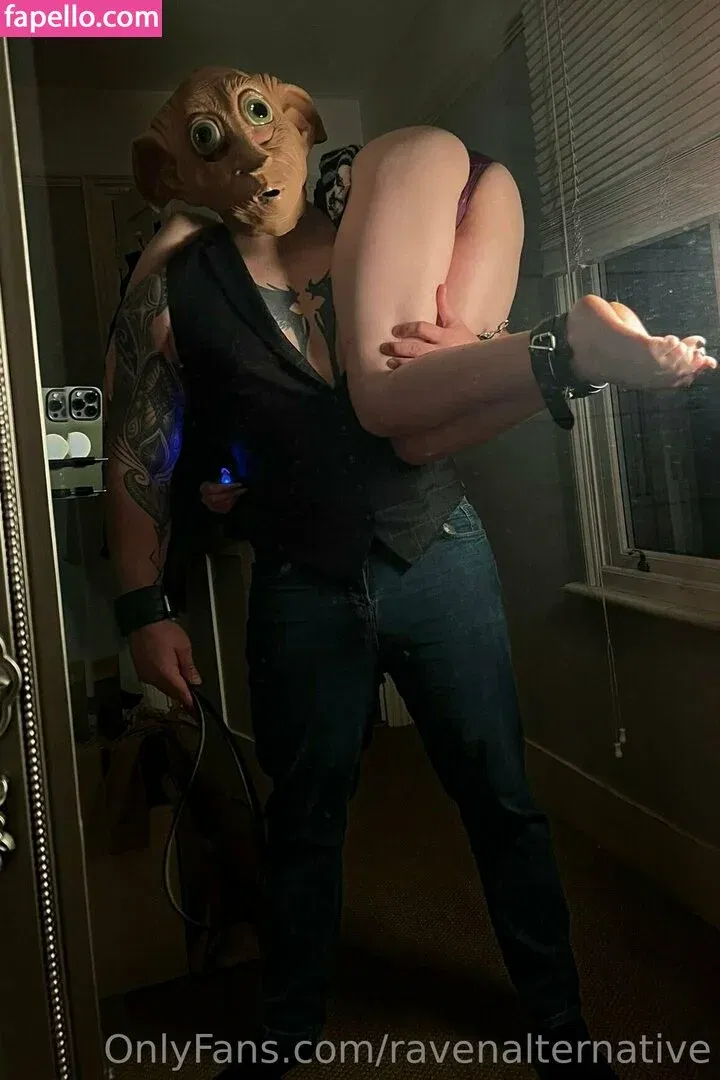 raven_alternative / ravenalternative Onlyfans Photo Gallery 