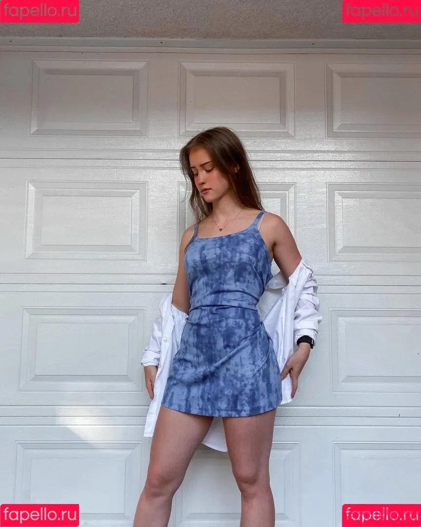 Mira.004 / model_mira Onlyfans Photo Gallery 