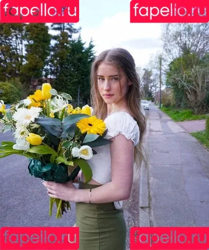 Mira.004 / model_mira Onlyfans Photo Gallery 