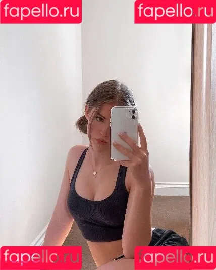 Mira.004 / model_mira Onlyfans Photo Gallery 