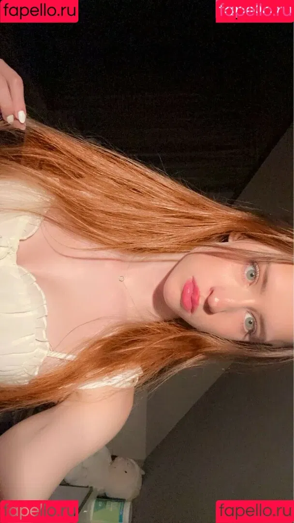 Mira.004 / model_mira Onlyfans Photo Gallery 