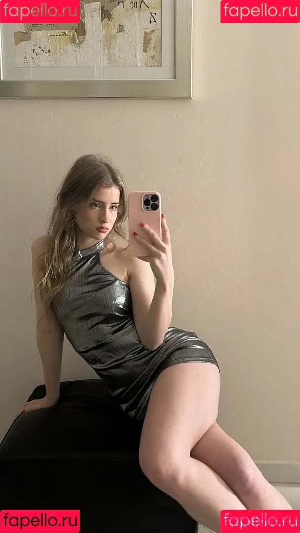 Mira.004 / model_mira Onlyfans Photo Gallery 