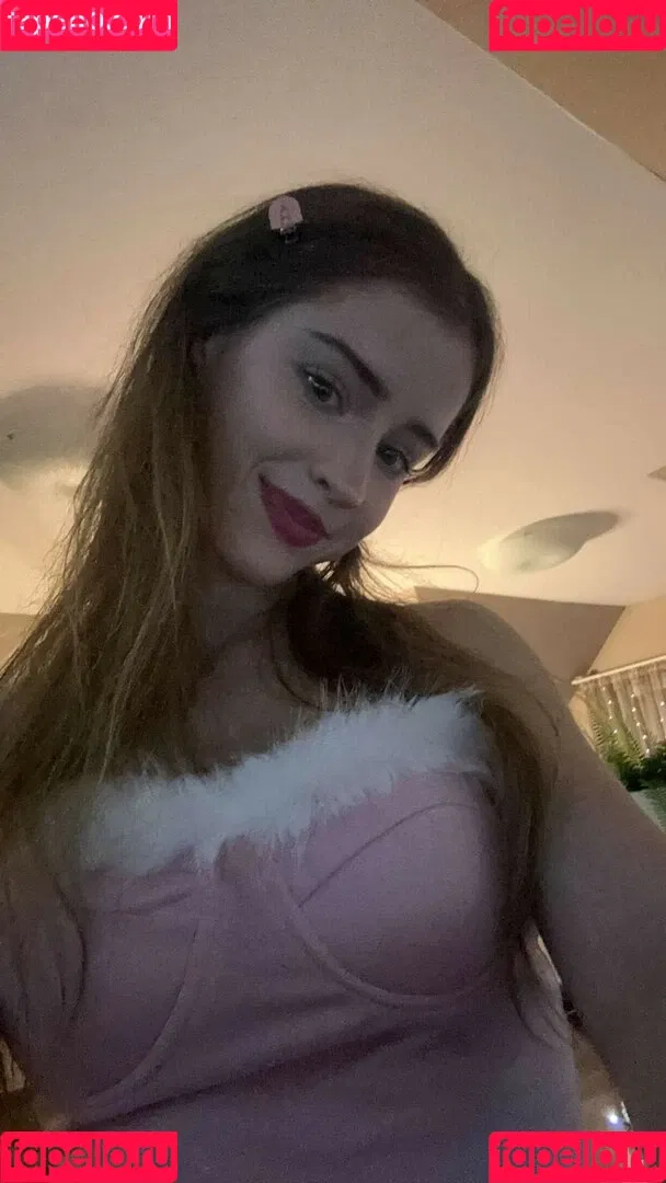 Mira.004 / model_mira Onlyfans Photo Gallery 