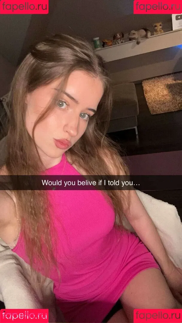 Mira.004 / model_mira Onlyfans Photo Gallery 