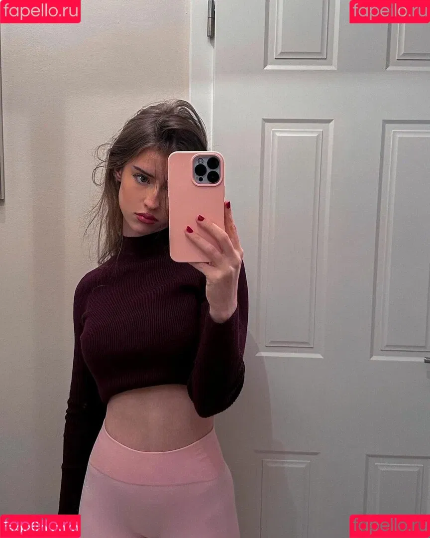 Mira.004 / model_mira Onlyfans Photo Gallery 