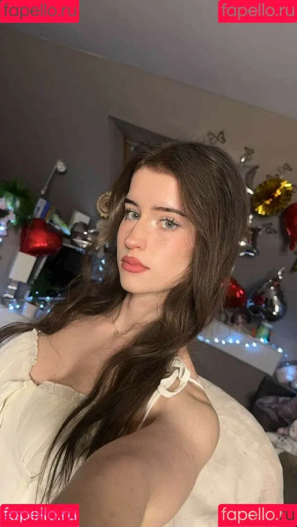Mira.004 / model_mira Onlyfans Photo Gallery 