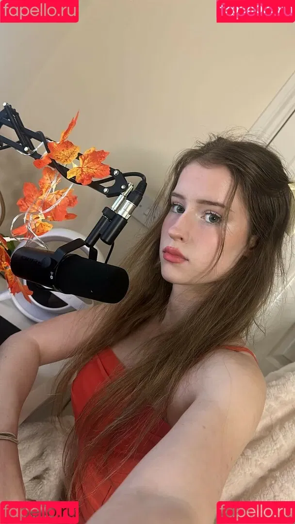 Mira.004 / model_mira Onlyfans Photo Gallery 