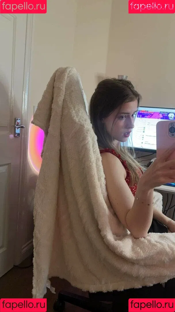 Mira.004 / model_mira Onlyfans Photo Gallery 